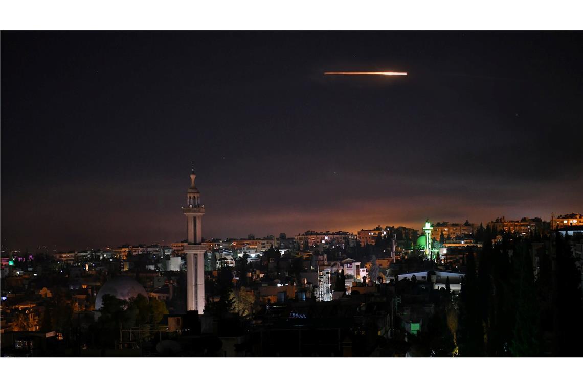 Tote und Verletzte nach Luftangriffen Israels bei Damaskus Syriens Hauptstadt wurde mehrfach von Israels Luftwaffe angegriffen. (Symbolbild)