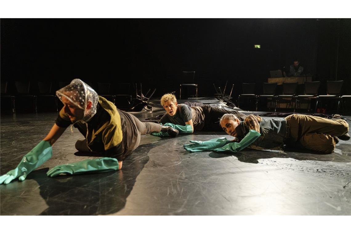 Echokammern der Angst Szene aus „Waves“ im Theater Rampe.