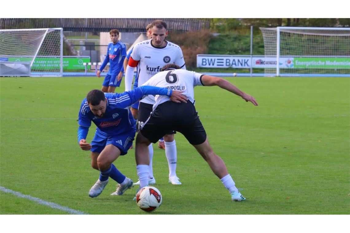 Tahir Bahadir (li.) und der VfL Sindelfingen zeigten in der zweien Hälfte ein anderes Gesicht.