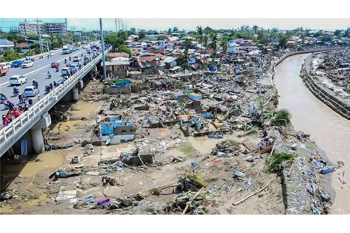 Taifun Kalmaegi hinterlässt schwere Zerstörung in der Provinz Cebu auf den Philippinen.