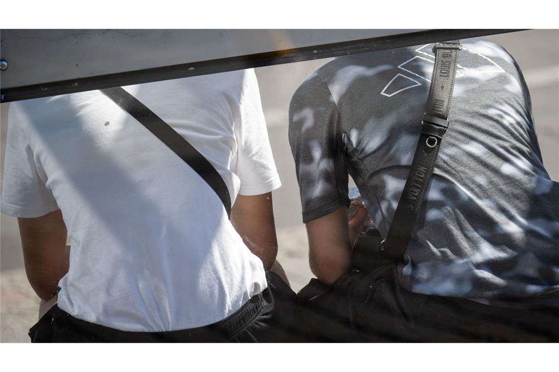 Dubai sein ist alles - oder? Was dieses Jahr angesagt war Talahons werden junge Männer genannt, die häufig mit einer Umhängetasche und Jogginghose unterwegs sind. (Archivbild)