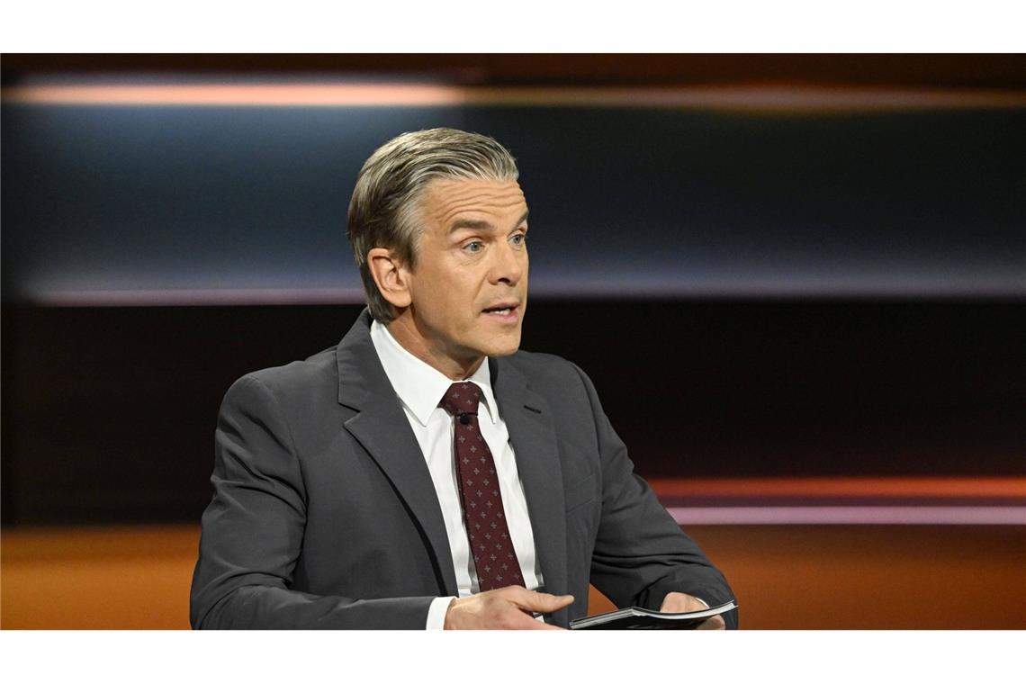 Talkmaster Markus Lanz mit strenger Miene.