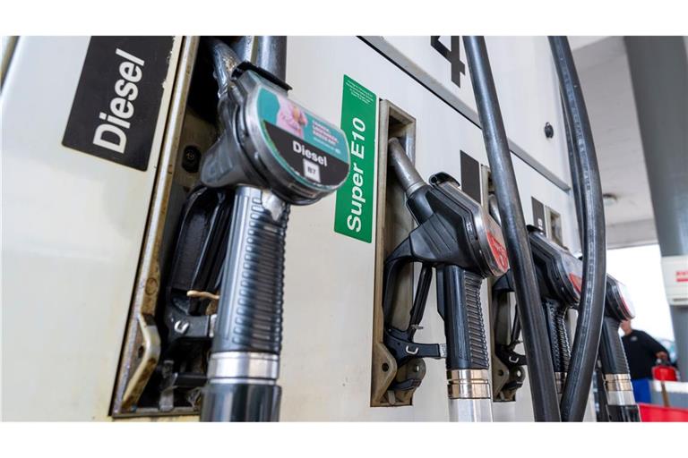 Tanken wird wieder teurer. (Archivbild)