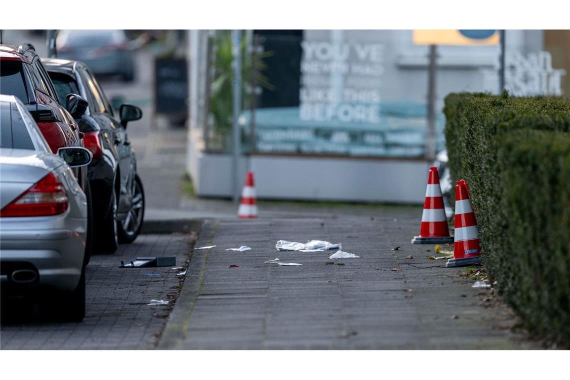 Schüsse, Verletzte und eine Fahndung am Landgericht Tatort ganz in der Nähe vom Landgericht: Die Schüsse fielen kurz nachdem dort ein Prozesstag um den Tod eines ehemaligen Box-Profis zu Ende gegangen war.