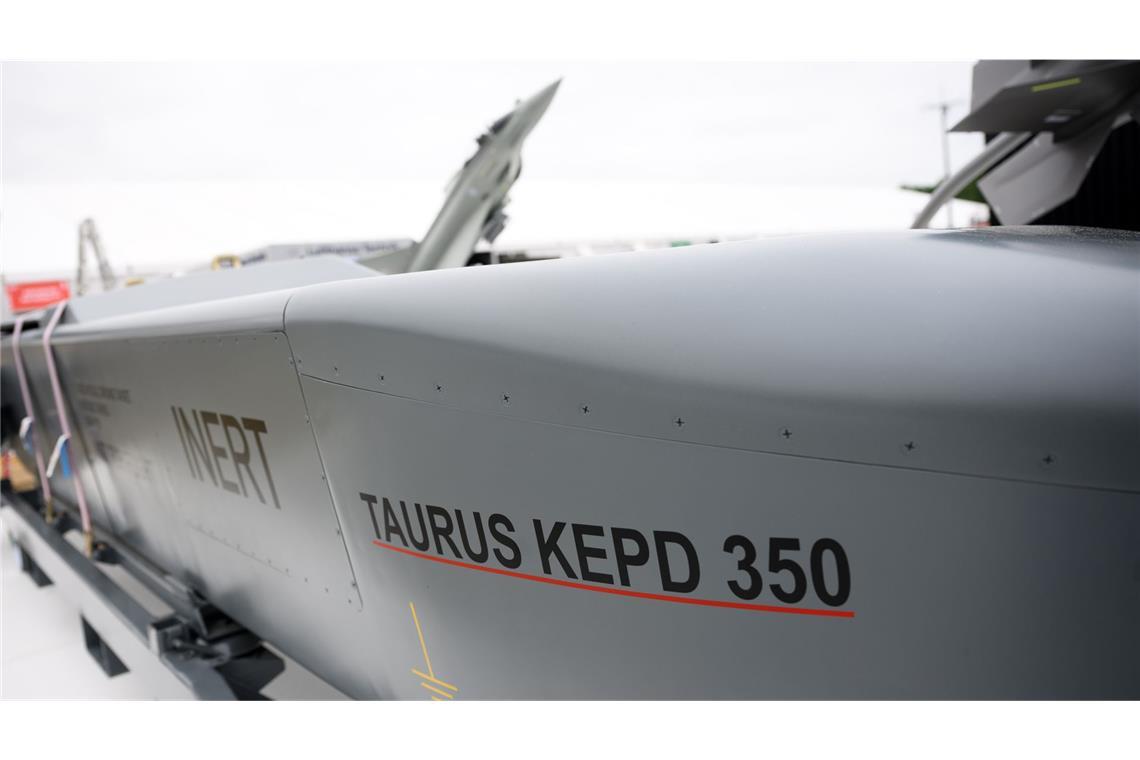 Was ist ein Sondervermögen? Taurus-Marschflugkörper als milliardenschwere „Wunderwaffe“ einer schwarz-roten Koalition?