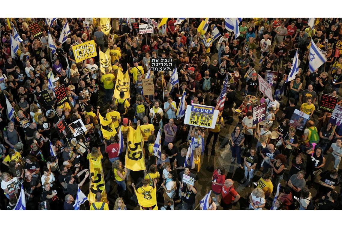 Tausende Menschen in Israel fordern ein Gaza-Abkommen. (Archivbild)
