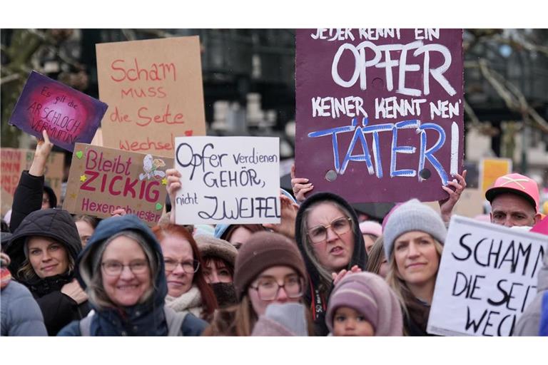 Tausende Menschen versammeln sich seit Tagen in ganz Deutschland auf den Straßen. (Archivbild)