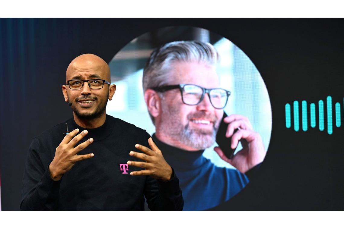 Telekom-Technologievorstand Abdu Mudesir möchte bald loslegen mit dem KI-Assistenten.