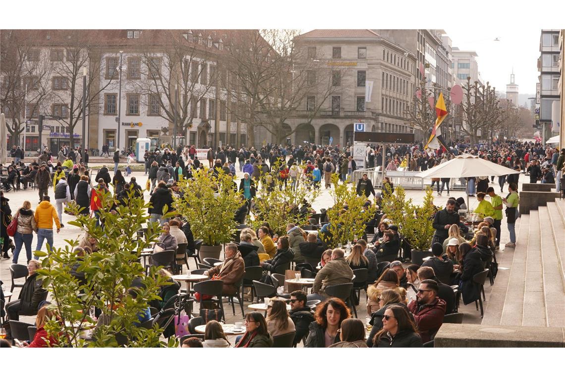 Bis zu 16 Grad – „Frühlingshafte“ Temperaturen im Südwesten erwartet Temperaturen im zweistelligen Bereich erwartet der Deutsche Wetterdienst noch in dieser Woche. (Archivbild)
