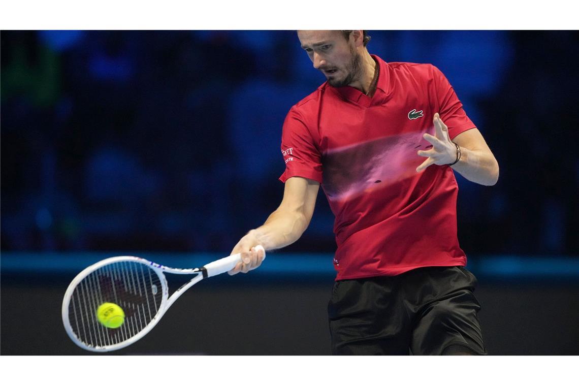 Unter Jubel: Sinner gewinnt zweiten Auftritt in Turin Tennisprofi Daniil Medwedew darf sich bei den ATP Finals über seinen ersten Sieg freuen.