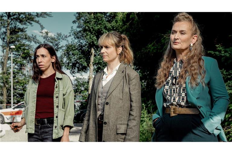 Tessa Ott (Carol Schuler), Isabelle Grandjean (Anna Pieri Zuercher) und Anita Wegenast (Rachel Braunschweig, von links) haben es mit einem ungewöhnlichen Tatort zu tun.