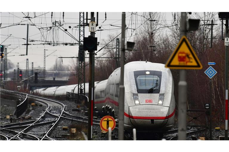TGV-, IC- und ICE-Züge im Fernverkehr sowie Verbindungen im Nahverkehr sind von der Störung betroffen. (Symbolfoto)
