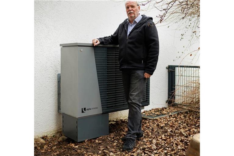 Thomas Gerner aus Stuttgart-Plieningen betreibt eine Wärmepumpe. In Stuttgart sind derzeit 2700 Stück angemeldet.Thomas Gerner aus Stuttgart-Plieningen betreibt eine Wärmepumpe. In Stuttgart sind derzeit 2700 Stück angemeldet.
