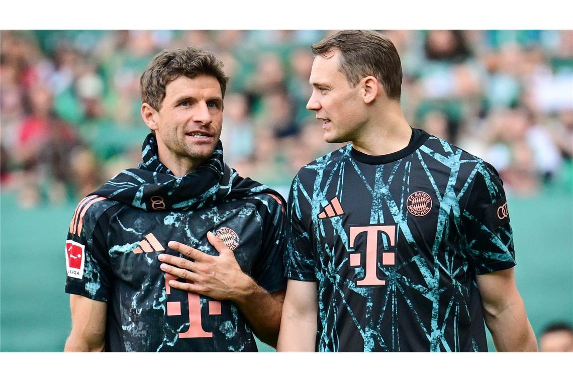 "Vollgas"-Bayern mit Neuer und Müller - "Extrem wichtig" Thomas Müller (l) und Manuel Neuer nehmen zum Start ins Fußballjahr besondere Rollen ein.