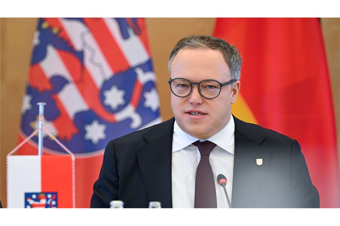 Ostdeutsche Länder verlangen mehr Einfluss Thüringens Ministerpräsident Mario Voigt erhofft sich vom Treffen mit seinen ostdeutschen Kollegen ein starkes Signal an die Bundespolitik.