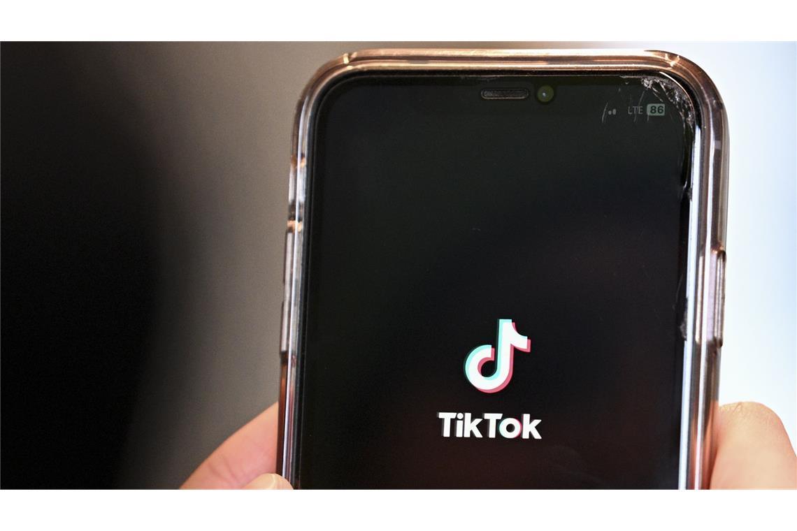 Tiktok lässt Nutzer testweise Fußnoten zu Videos hinzufügen Tiktok führt in den USA testweise Fußnoten ein. (Symbolbild)