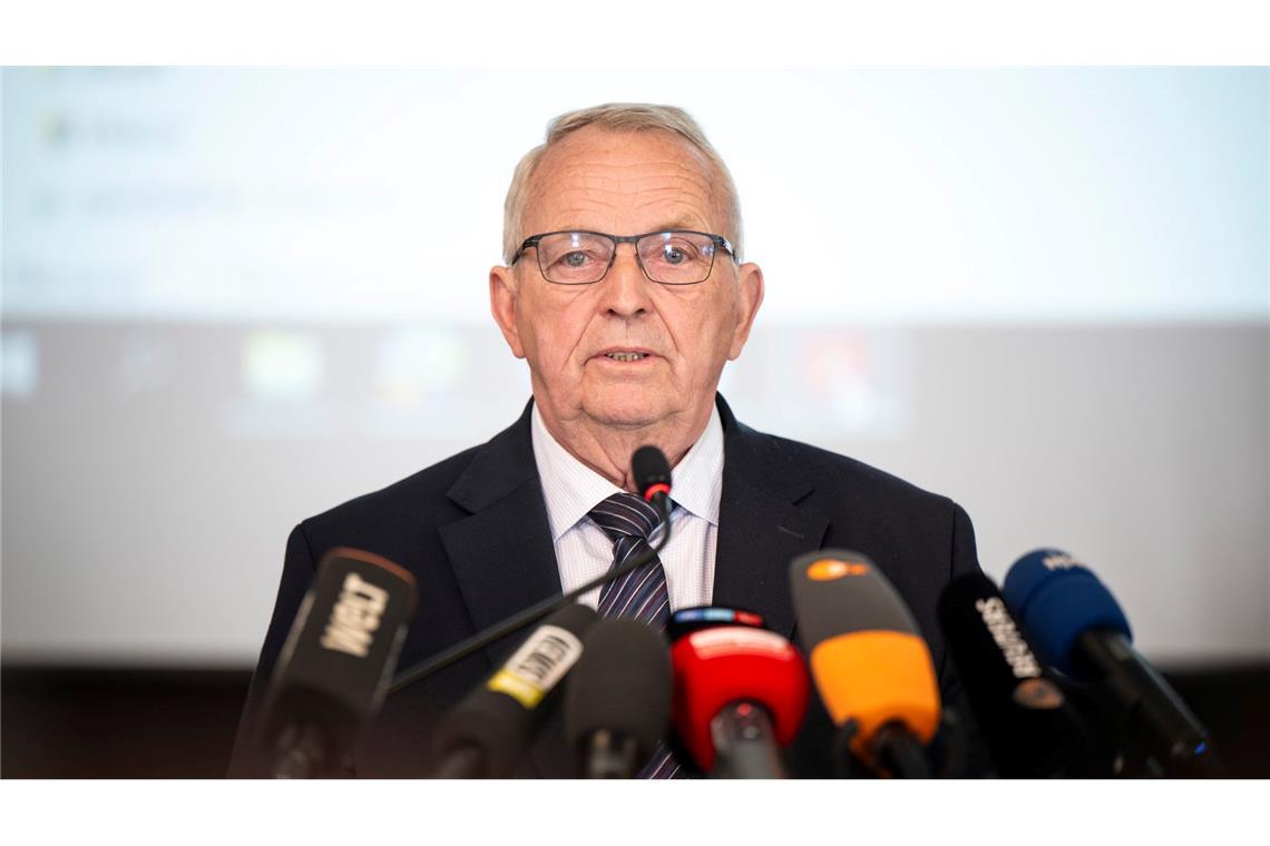 Till Backhaus (SPD), Umweltminister von Mecklenburg-Vorpommern, hat sich oft zum Zustand des in der Ostsee vor Wismar gestrandeten Buckelwals geäußert.