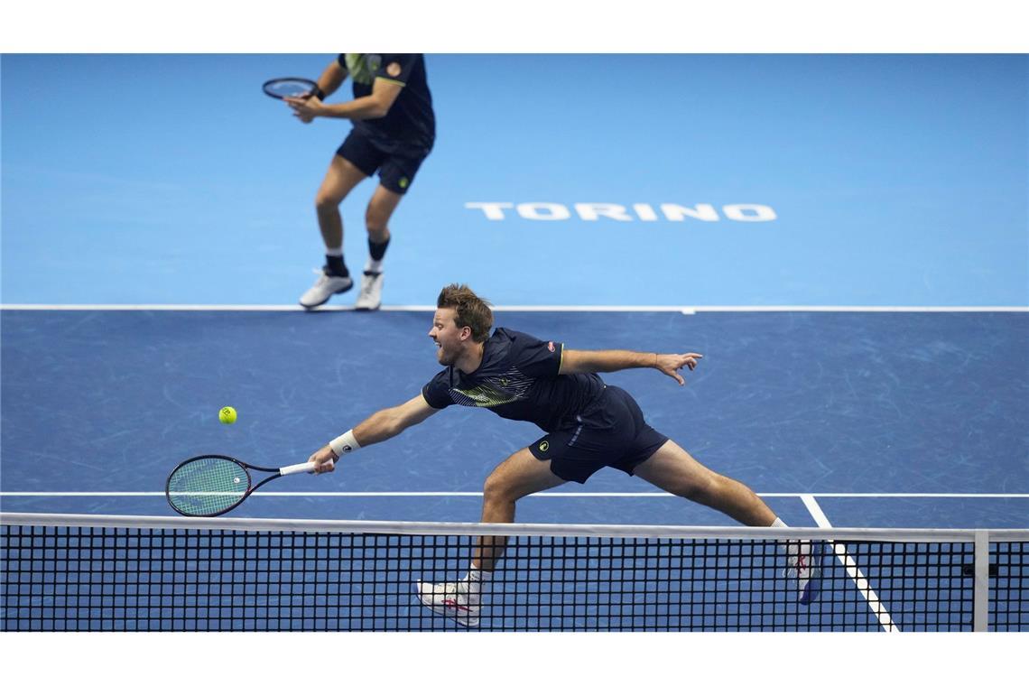 Historisch: Krawietz/Pütz bei Saisonfinale im Halbfinale Tim Pütz (hinten) und Kevin Krawietz (vorn) treten nach den ATP Finals noch bei der Davis-Cup-Endrunde an.