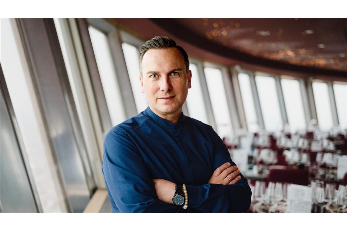 „Naivität treibt mich an“ Tim Raue im Sphere im Fernsehturm in Berlin.