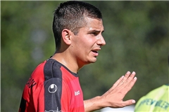 Tim Wehrsig ist mit dem SV Allmersbach Spitzenreiter und damit auf Kurs. Archivfoto: Alexander Becher