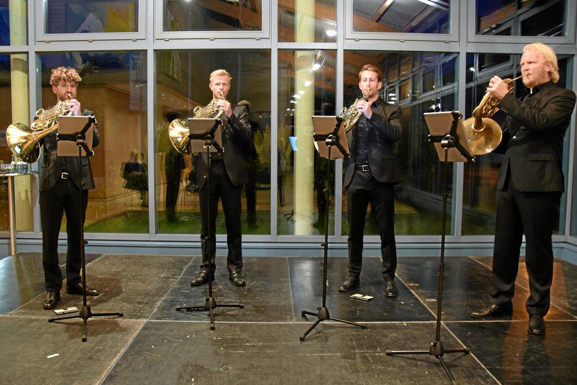 Timo Steininger, Johannes Otter, Stephan Schottstädt und Christoph Eß (von links) haben das Publikum mit ihrer Spielkunst sofort in Bann gezogen. Foto: E. Klaper