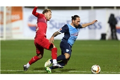 Tobias Weis (re.) war in der Bundesliga auf für den VfL Bochum am Ball.   

imago sportfotodienst Rudel