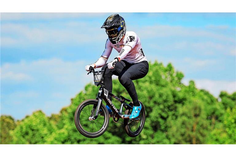 Toni Skrzypek ist Teil der deutschen BMX-Nationalmannschaft.
