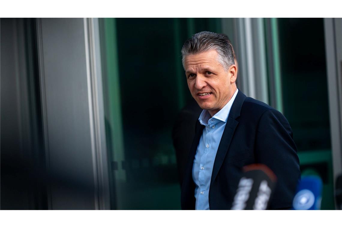 Steigende AfD-Werte überschatten Koalitionsverhandlungen Top-Verhandler von CDU, CSU und SPD ringen angesichts einer in Umfragen immer mehr erstarkenden AfD weiter um die Finanzierung zentraler Projekte einer schwarz-roten Koalition. Hier der Parlamentarische Geschäftsführer der Unionsfraktion im Bundestag, Thorsten Frei (CDU).