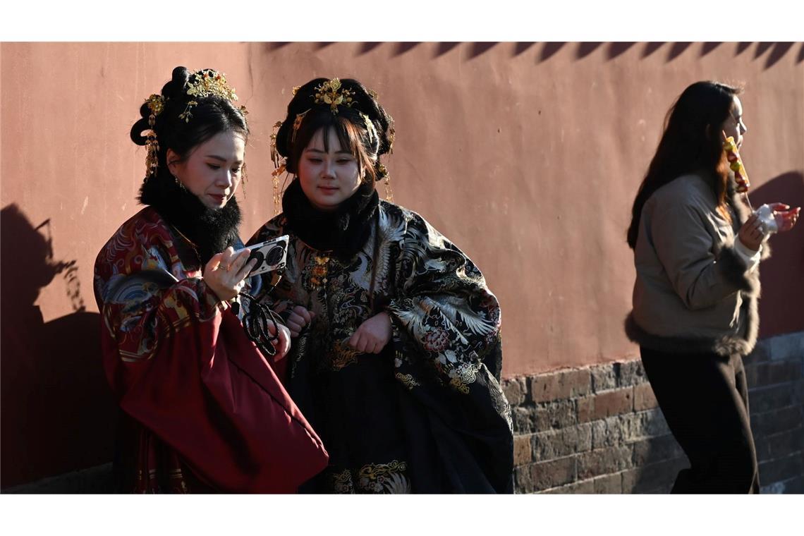 Traditionelle Kleidung und klassische Architektur sind auch in China der Renner für Social-Media-Inhalte.