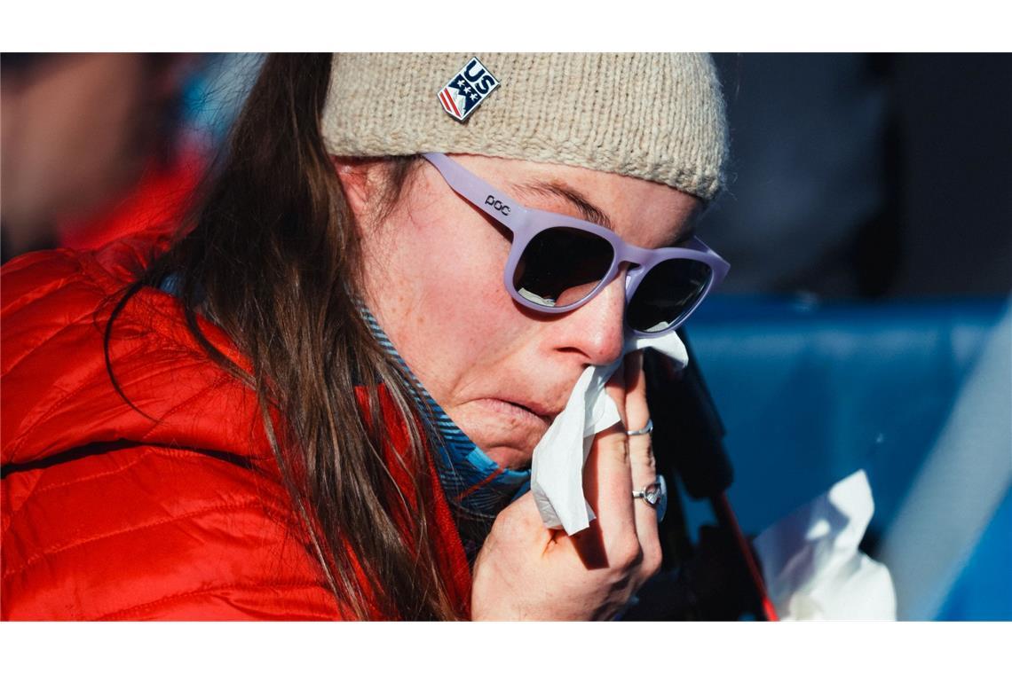 Keine WM-Medaille: Ski-Hoffnung Aicher mit Startnummern-Pech Tränen der Freude: Breezy Johnson holte überraschend WM-Abfahrts-Gold.