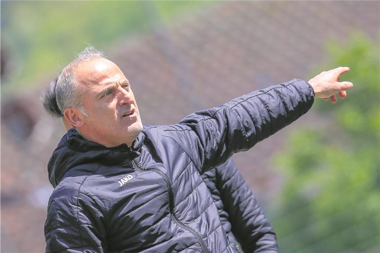 Trainer Onufrios Michailidis empfängt mit dem TSC Murrhardt den FV Sulzbach. Foto: A. Becher