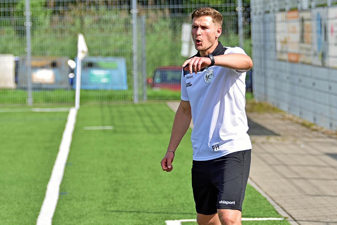 Trainer Philipp Heller will den SV Steinbach beim FV Sulzbach zum Sieg führen. Archvfoto: Tobias Sellmaier