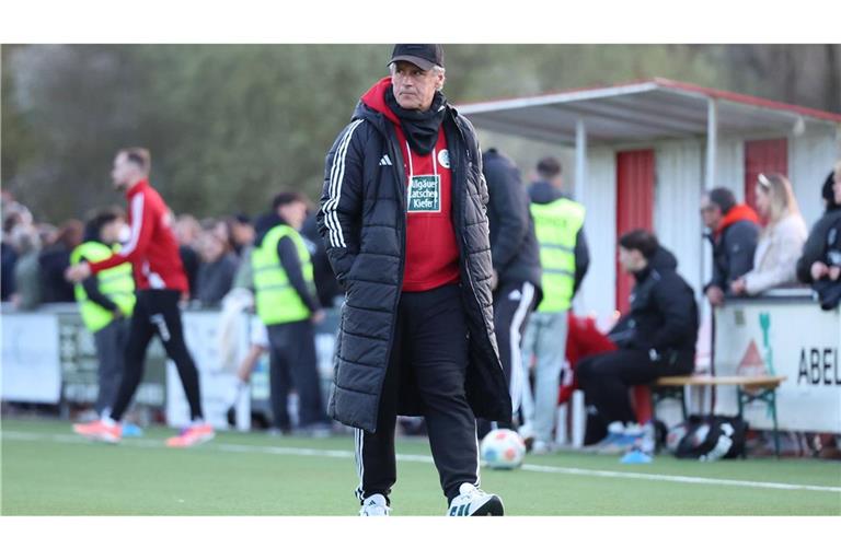 Trainer Roland Seitz kommt mit dem FC 08 Homburg am 3. Mai auf die Waldau.