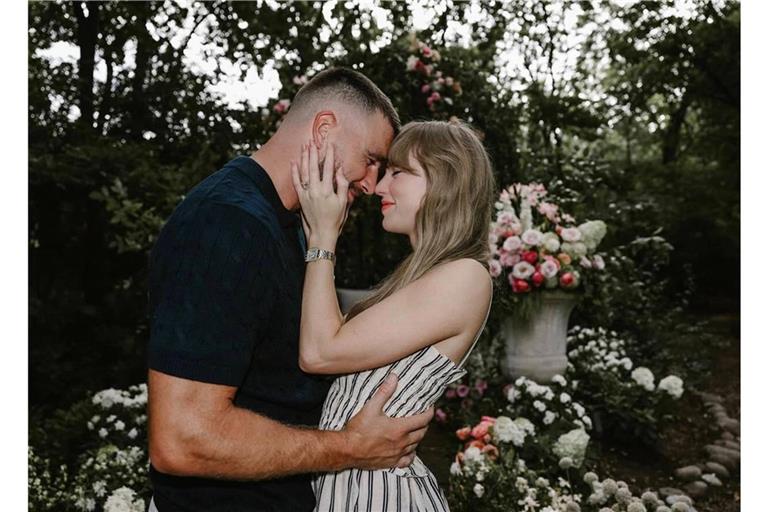 Travis Kelce und Taylor Swift haben sich verlobt.
