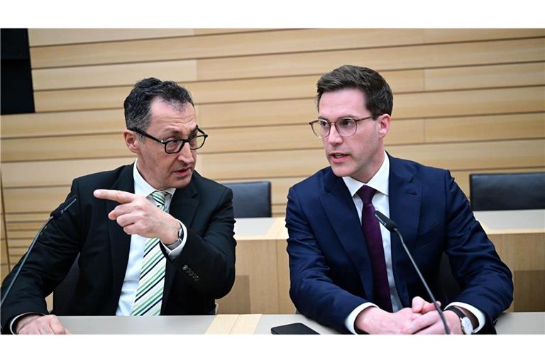 Treffen sich Grünen-Frontmann Cem Özdemir und CDU-Chef Manuel Hagel bald in offiziellen Gesprächen über eine Zusammenarbeit wieder? (Archivbild)