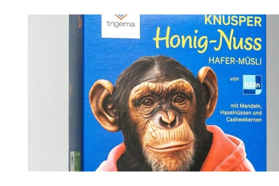 Warum Affe Charly auf Müsli-Packungen abgebildet ist Trigema-Maskottchen Charly ziert die Müsli-Packung.