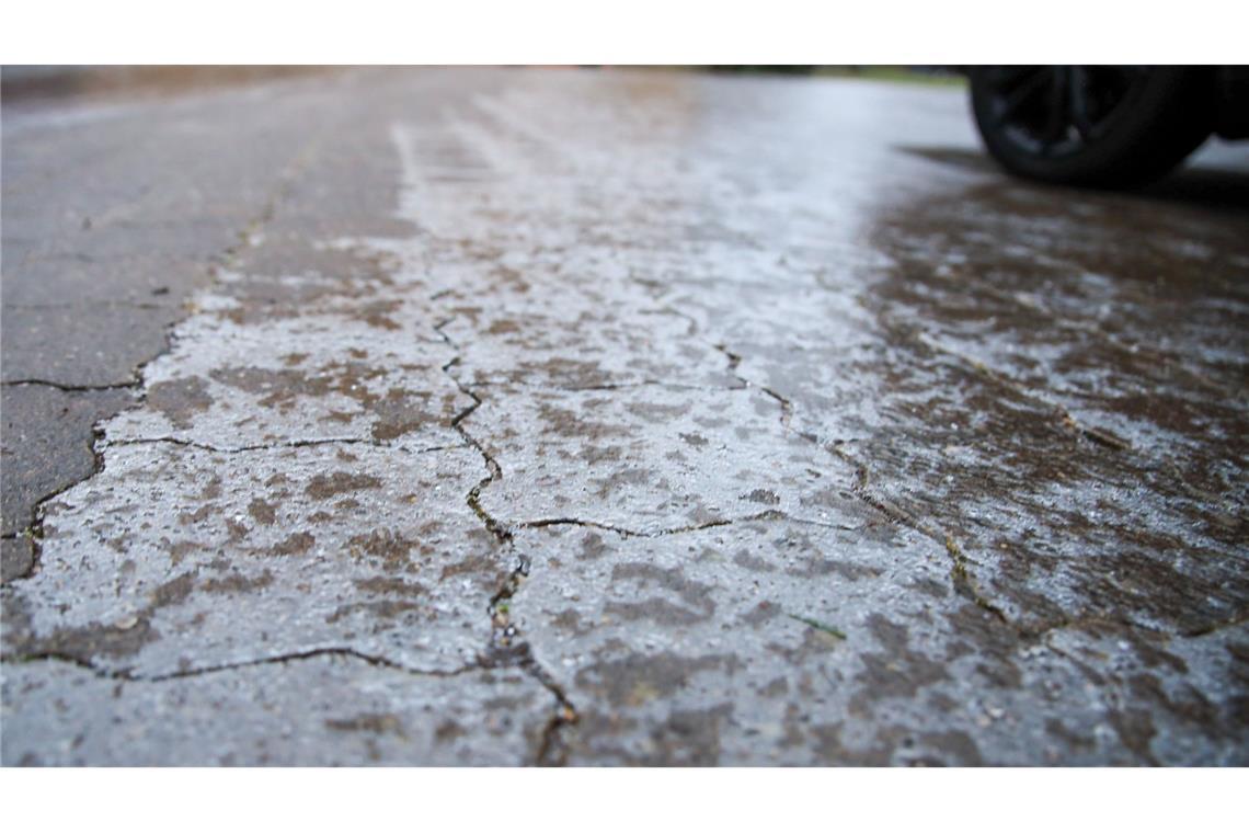 Nur wenig Glatteis und kaum Unfälle auf Straßen im Südwesten Trotz Glätte-Warnung blieb es in Baden-Württemberg am Mittwochmorgen unfallfrei. (Symbolbild)