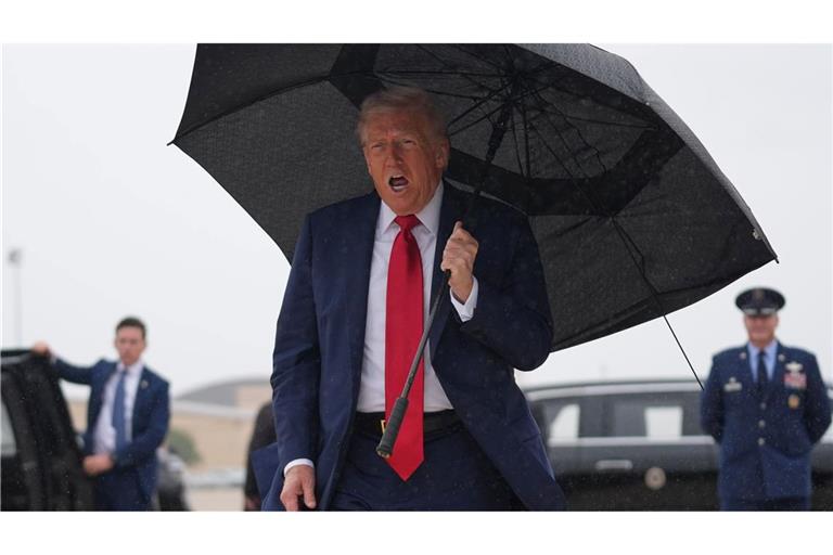 Trump fliegt nach Israel.
