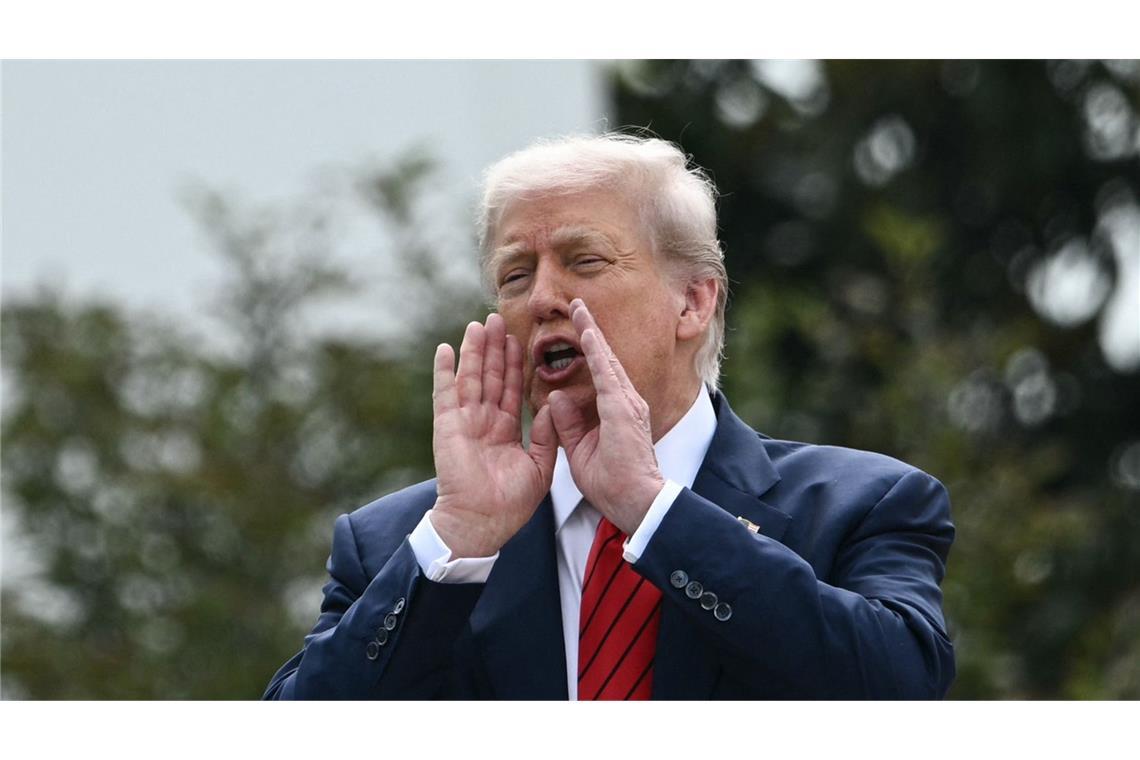 Trump hatte die höheren Zölle im Kontext des russischen Angriffskriegs gegen die Ukraine bereits zuvor angedroht, aber nichts über eine konkrete Höhe gesagt. (Archivbild)