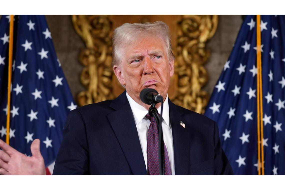 Trump ätzt über Brandbekämpfung - 16 Tote bei Feuern in LA Trump keilt erneut mit Kritik an der Brandbekämpfung in Los Angeles dazwischen. (Archivbild)