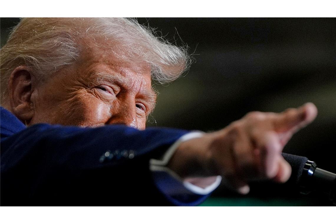 Verband: Höhere US-Zölle auf Aluminium treffen Branche Trump verspricht sich von den neuen Zöllen eine Stärkung der heimischen Industrie. (Archivbild)