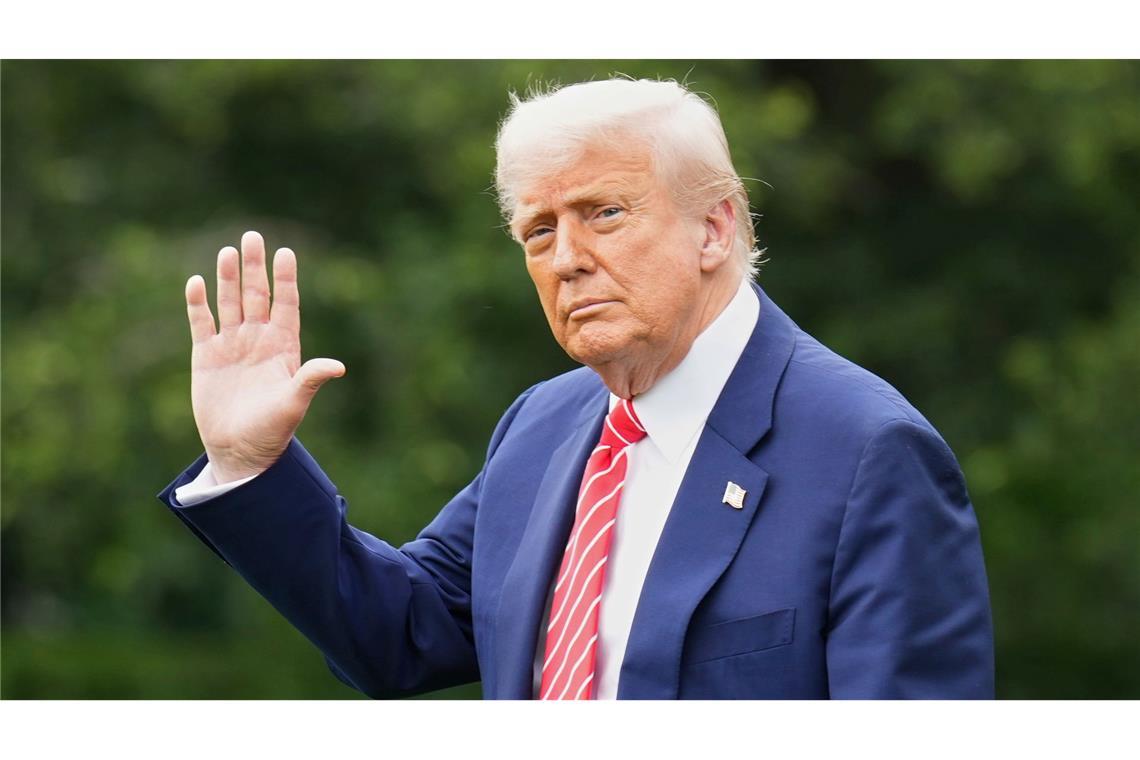 Musk legt sich mit Donald Trump an Trump versucht, die skeptischen republikanischen Senatoren auf Kurs zu bringen.