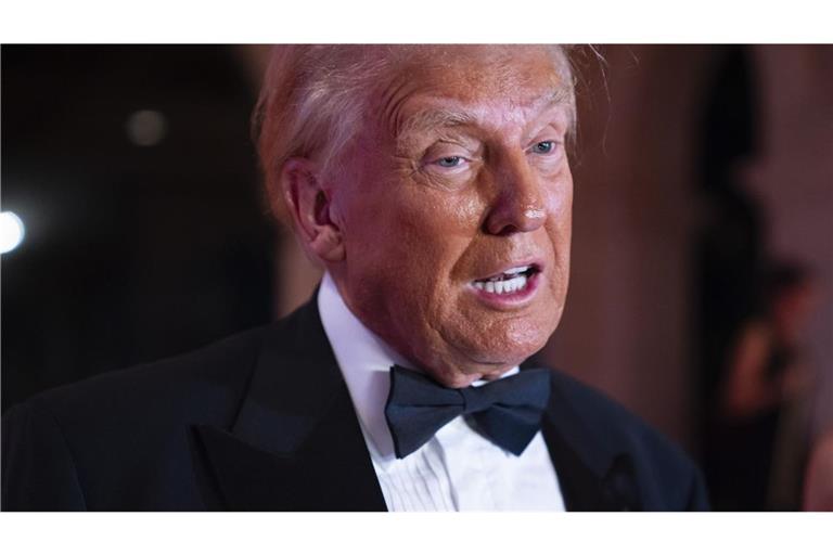 Trumps Gäste müssen beim exklusiven Dinner in seinem Anwesen ordentlich in die Tasche greifen.