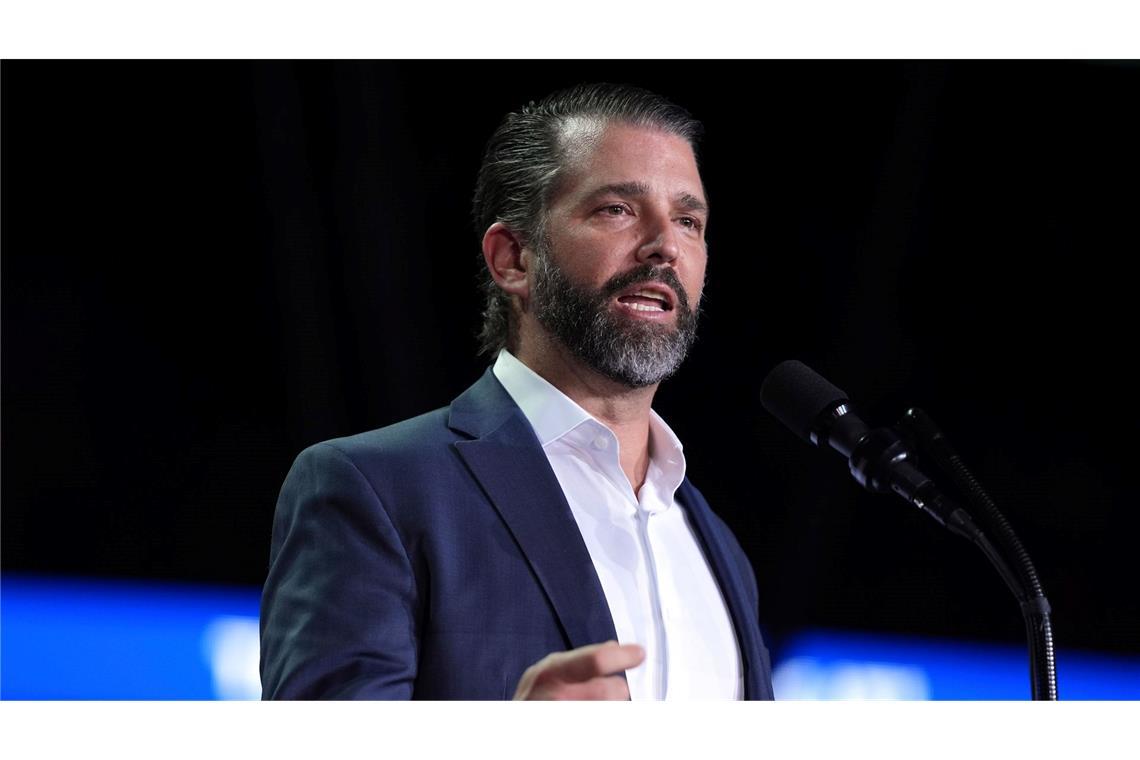 Kontroverse Kandidaten: Wie Trumps Regierung aussehen könnte Trumps Sohn Don Jr. hat seinen Vater aktiv im Wahlkampf unterstützt. (Archivbild)