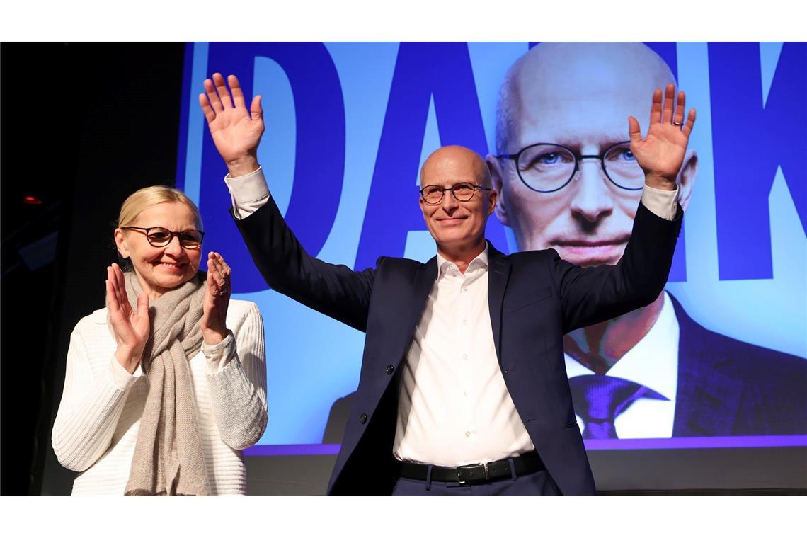 SPD gewinnt Hamburg-Wahl – CDU lässt Grüne hinter sich Tschentscher kann Bürgermeister bleiben.