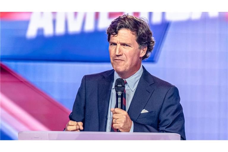 Tucker Carlson rechnet öffentlich mit den Republikanern ab.