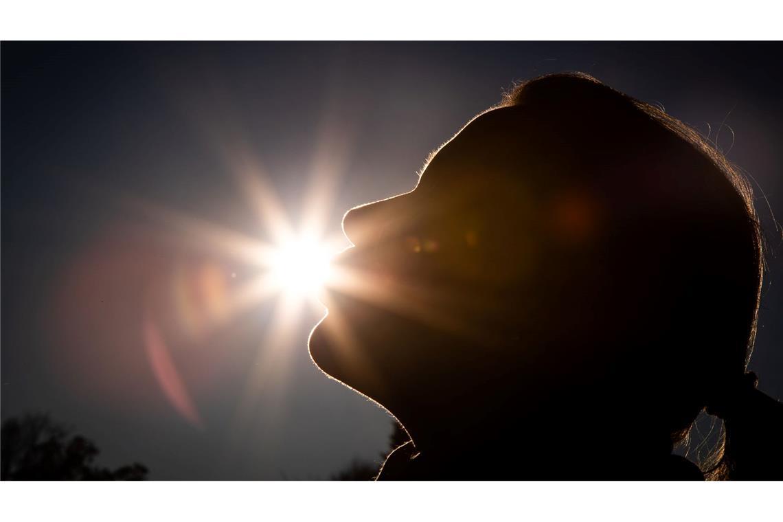 Über die Haut wird ein Großteil von Vitamin D im Körper gebildet. (Symbolbild)