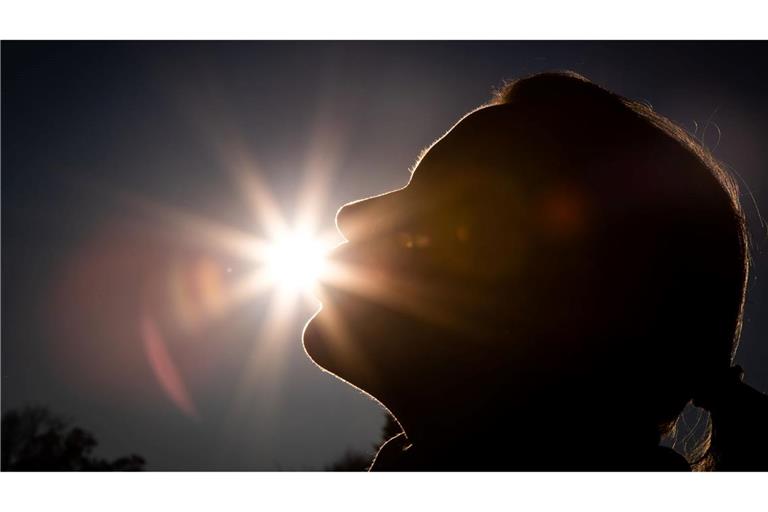 Über die Haut wird ein Großteil von Vitamin D im Körper gebildet. (Symbolbild)