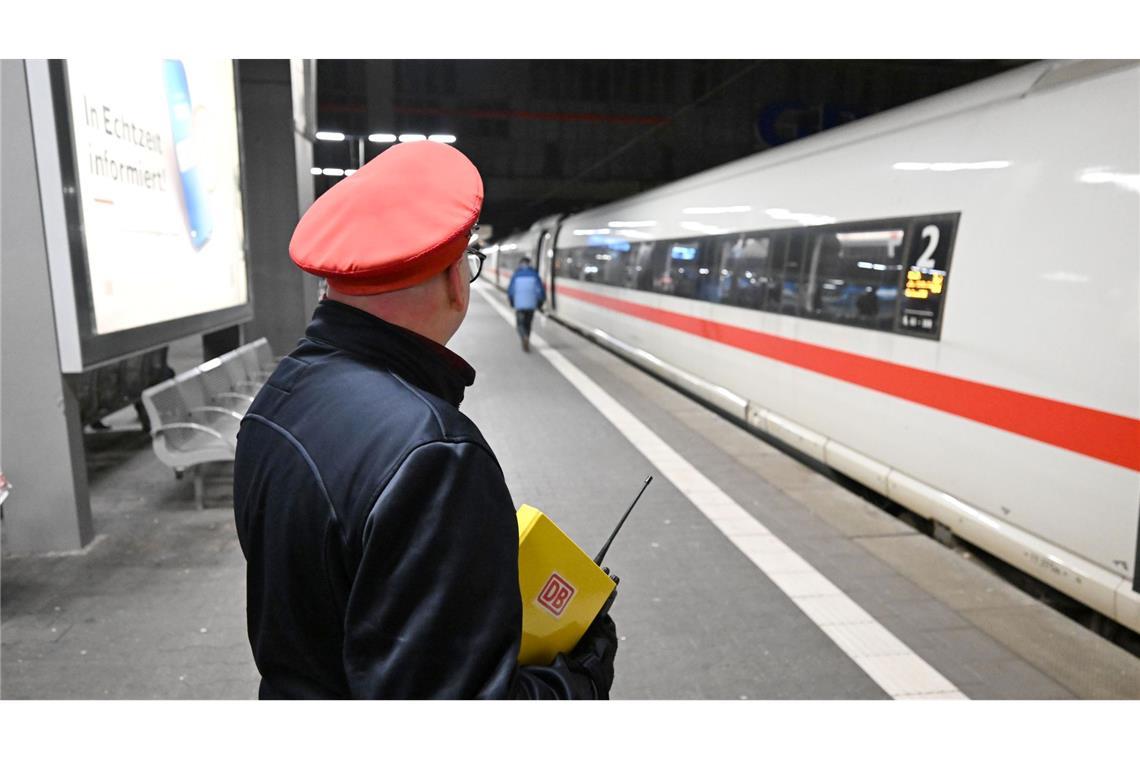 Über die konkreten Inhalte des Verhandlungsstands wollten sich die Tarifparteien nicht äußern. (Symbolbild)