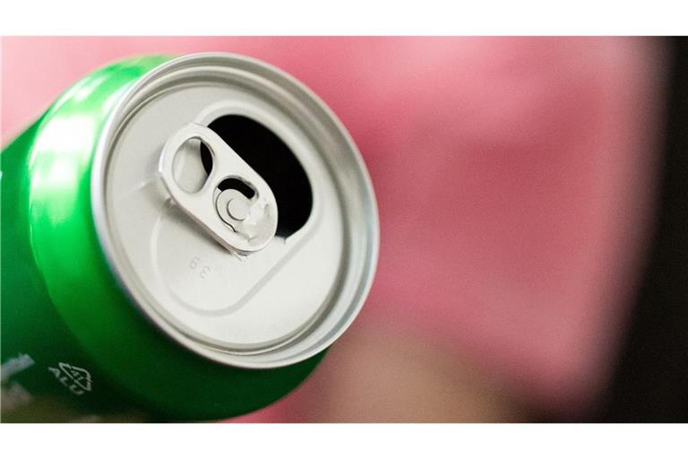 (Über-)dosis an Koffein, Zucker und Bisphenol-A: Die Zeitschrift „Öko-Test“ untersuchte 22 Energydrinks und fällt ein vernichtendes Urteil.